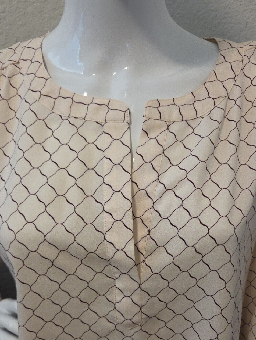 Ann Taylor XL Cream Burgundy Geometric Print Balloon Sleeve Blouse - Picture 2 of 8